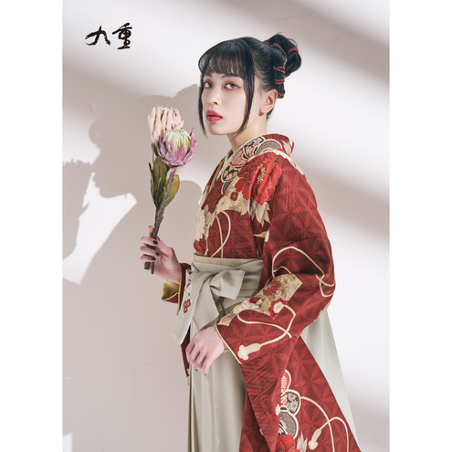 扇面に牡丹/赤【九重】（袴：牡丹梅菊刺繍/アイボリー)