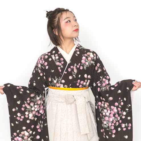 小花 / こげ茶【Kami Shibai-story of-】（袴：小花／ベージュ）