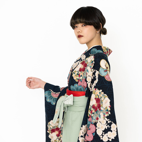 松に花丸紋/紺【九重】（袴：万寿菊　刺繍/ミント)