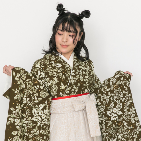 更紗 / オリーブ【Kami Shibai-story of-】（袴：小花／ベージュ）